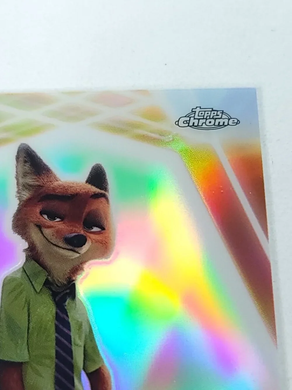 Nick Wilde Topps 2026 Disney Neon Holo Chrome Refractor Limited 004/199 CNE